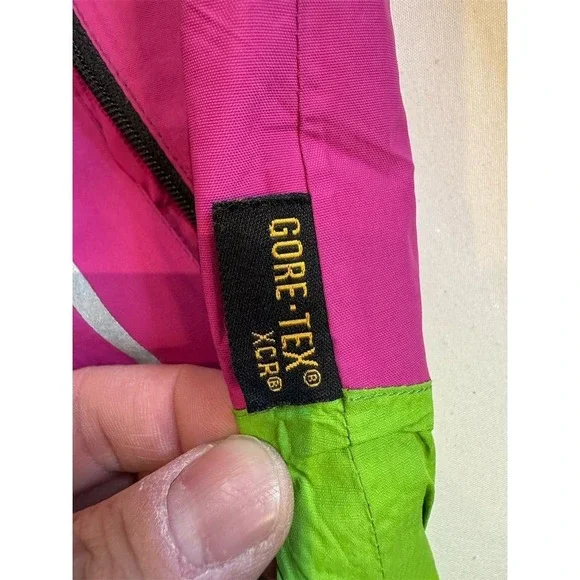 The North Face Women's Pink Hooded Rain Jacket Size M Gore-Tex Pro Shell - Picture 6 of 10